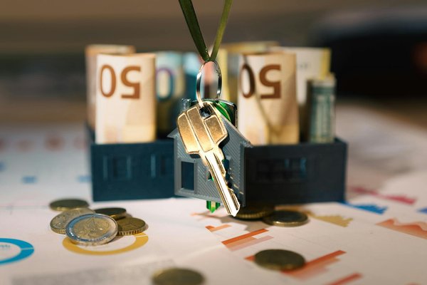 What's the history behind UK businesses' international influence?